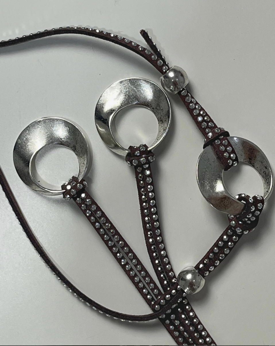 Nudo necklace. N2